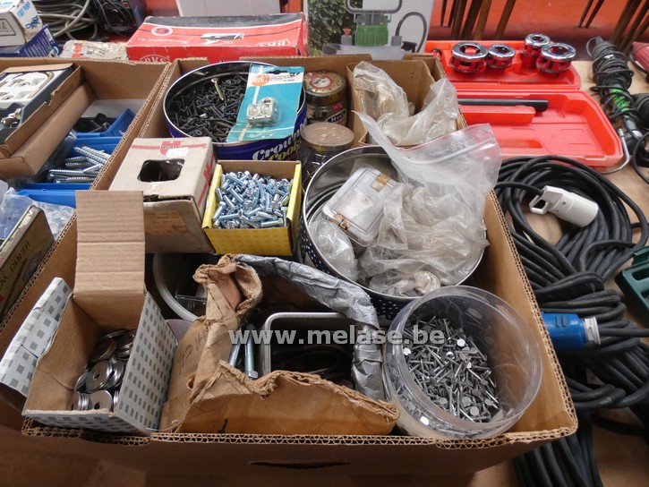 Doos klein werkmateriaal