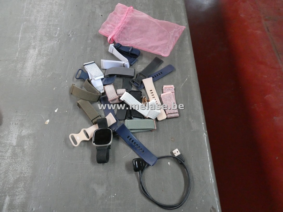 Smartwatch "Fitbit Versa 2"