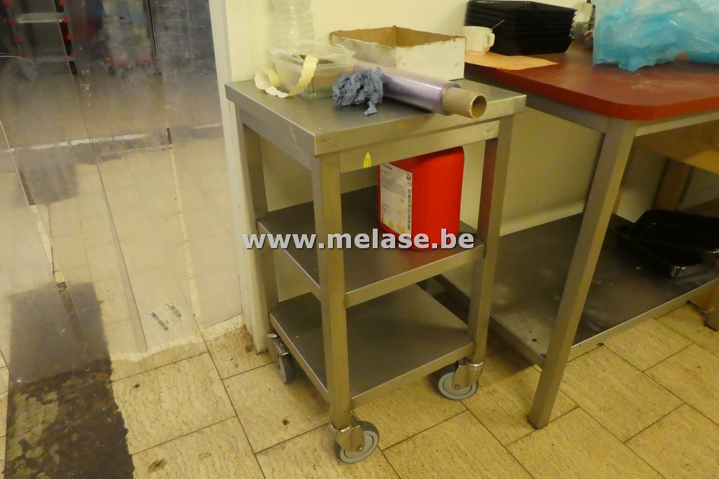 Inox werktafel op wielen