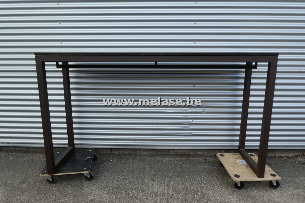 Toonbank/kledingrek met verlichting
